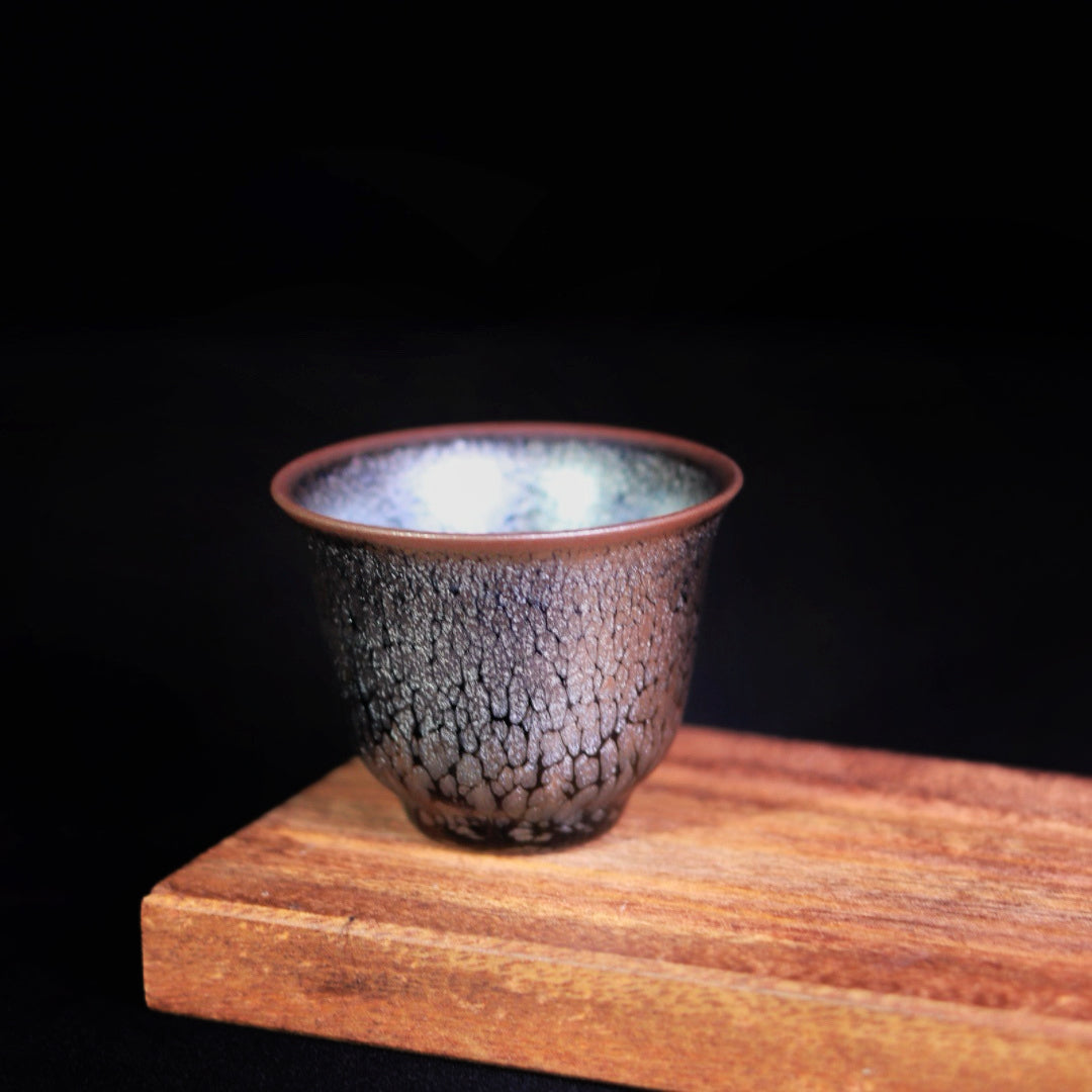Purple Golden Feather Handheld Stove-Style Teacup