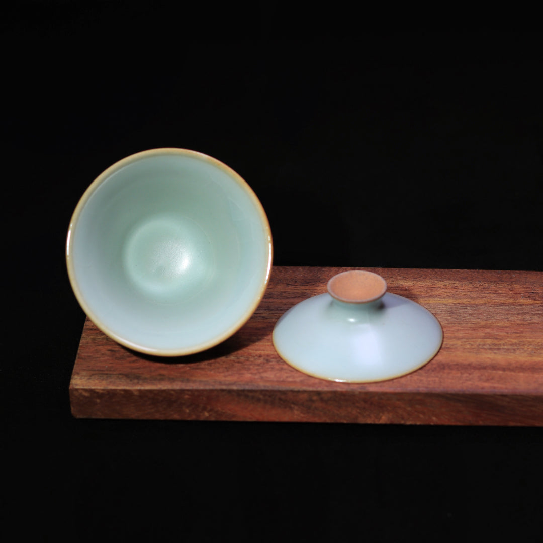 Four Seasons Collection – Winter Gaiwan in Moon White