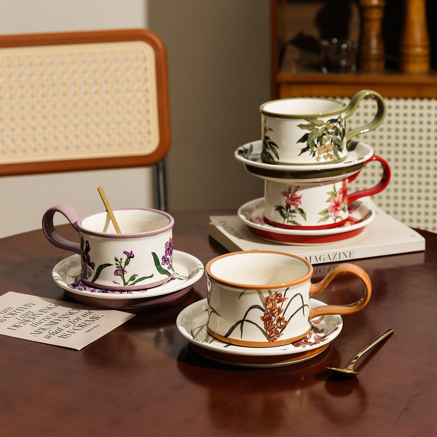 Japanese-Inspired Vintage Floral Ceramic Mug Set