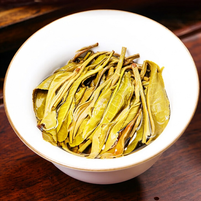 2025 Xiao Huang Tian Ancient Tree Raw Pu-erh Tea Cake