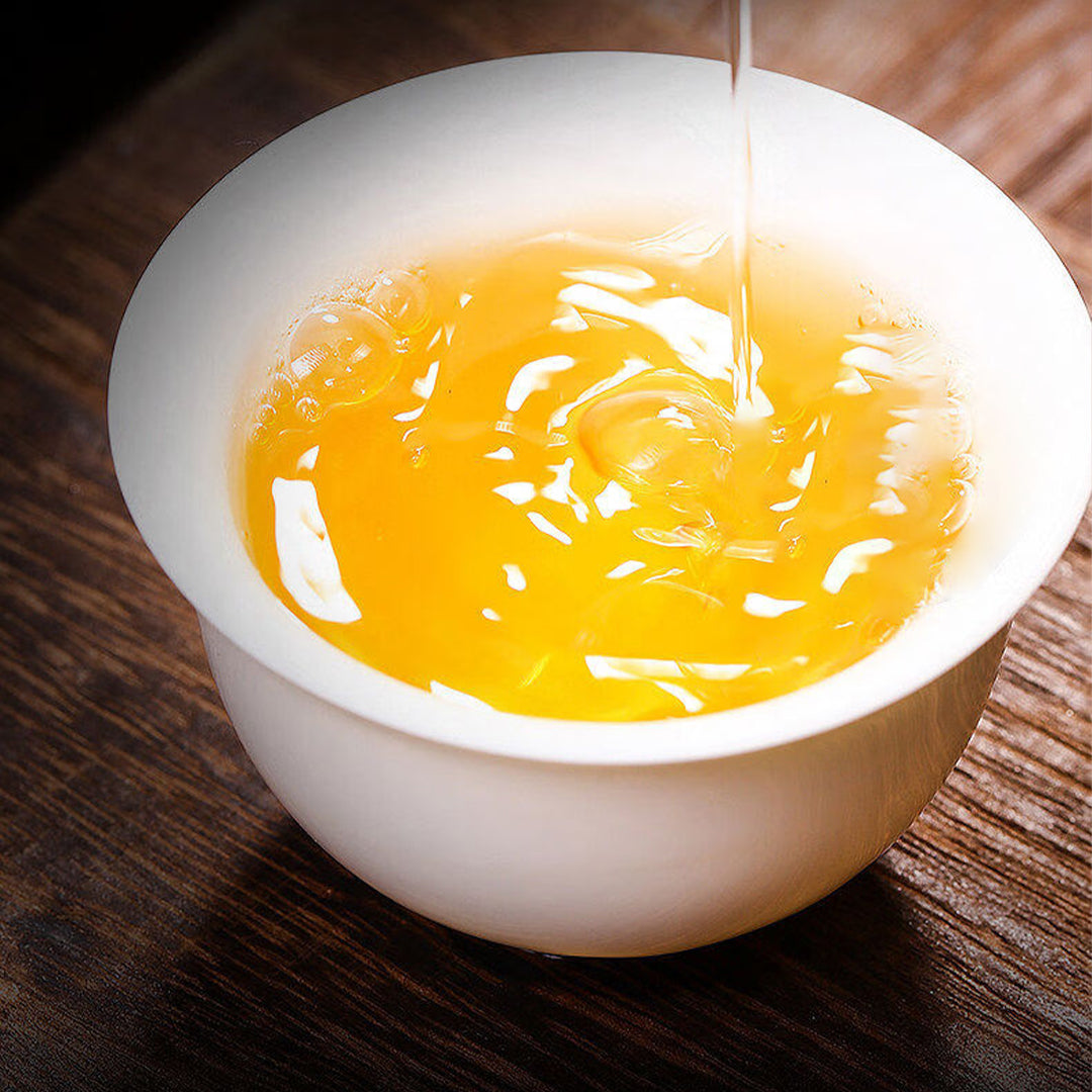 2023 Raw Pu-erh Tea Cake from Bulang Mountain